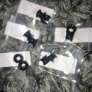 0g silicone ear tunnel